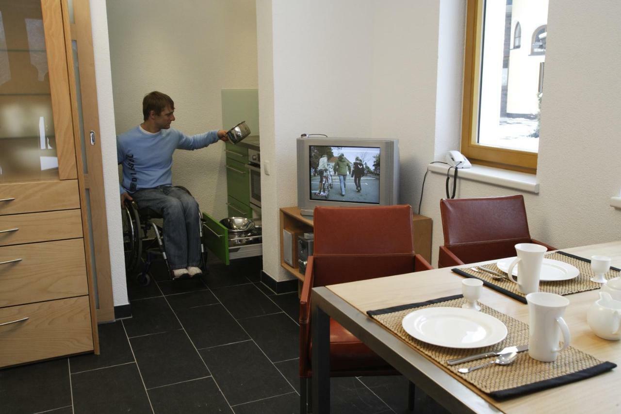 Ferienwohnungen Vier Jahreszeiten Langenfeld Luaran gambar